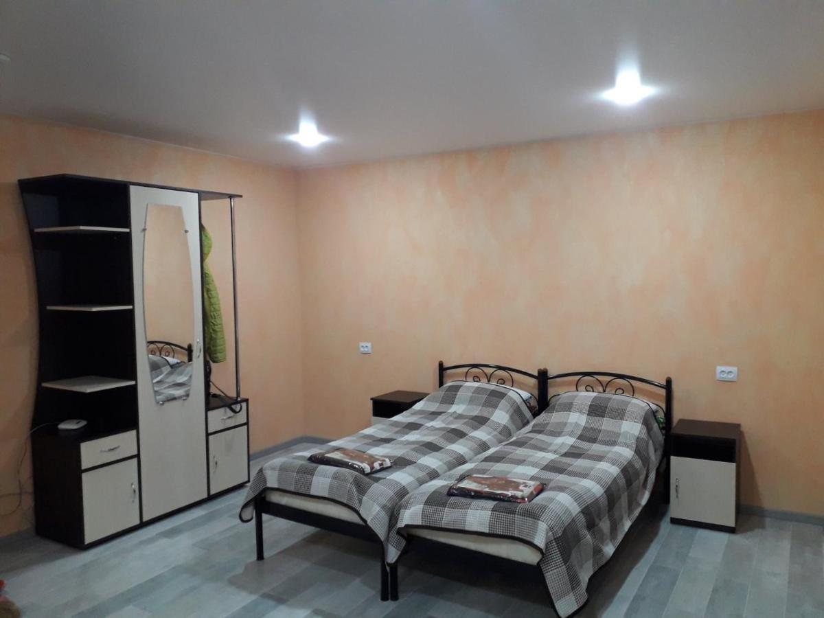 Квартира Студіо Біля Автовокзалу Krementsjoek Buitenkant foto