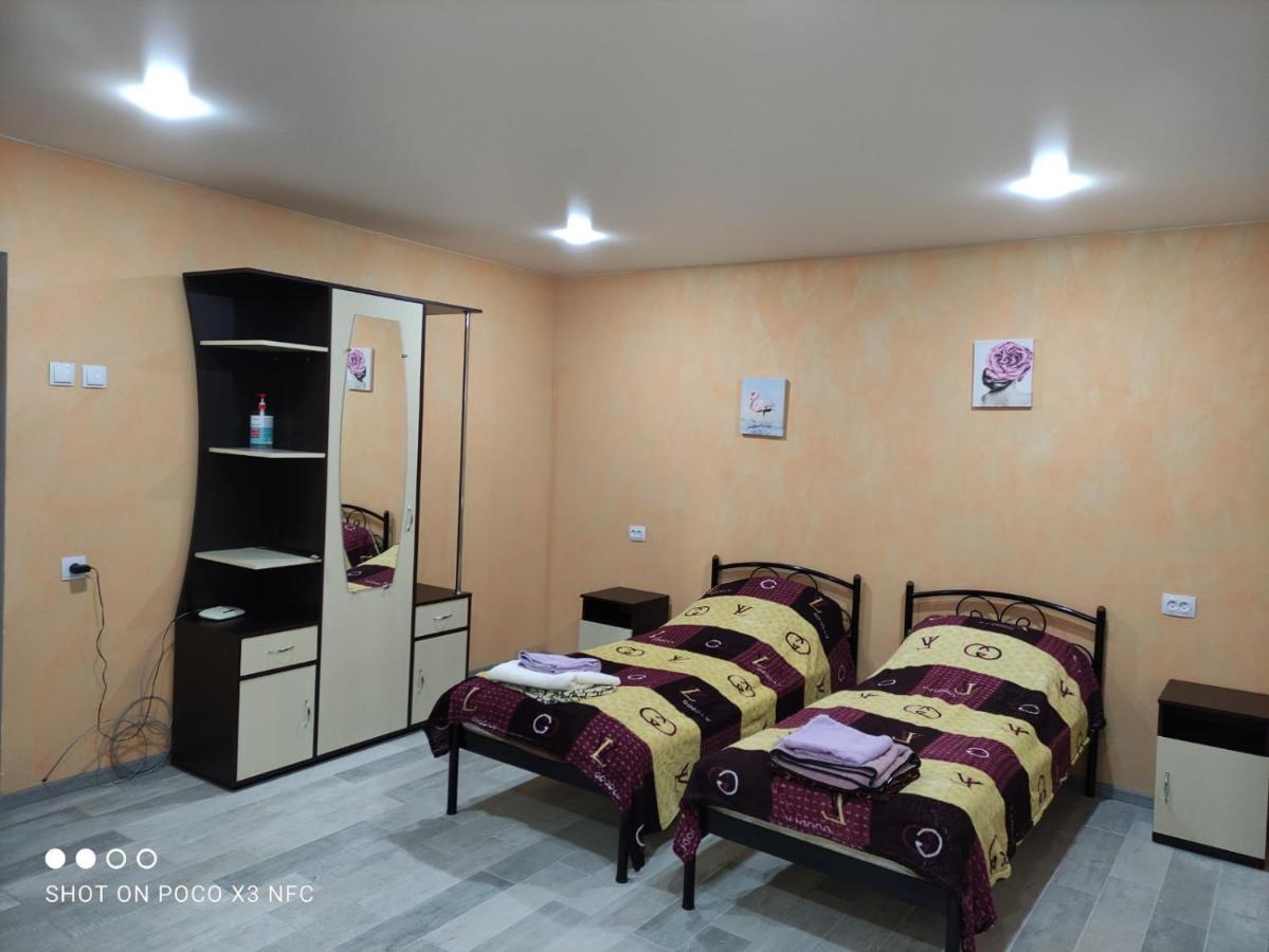 Квартира Студіо Біля Автовокзалу Krementsjoek Buitenkant foto